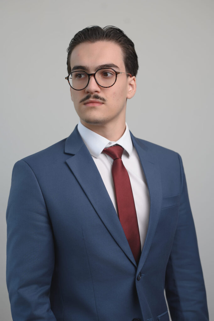 Dr. Leonardo ResendeComercial